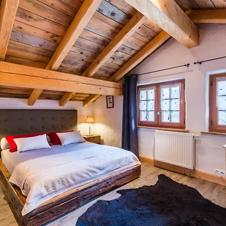 Le Chalezon Meribel Alpesi faház *