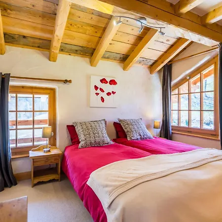 Le Chalezon Meribel Alpesi faház